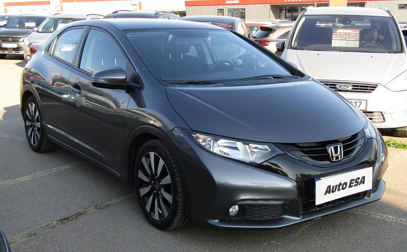 Honda Civic 1.8 i-VTEC Sport