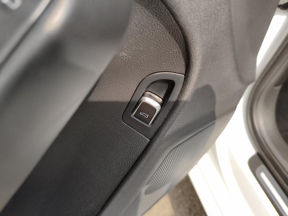 Audi A4 3.0 TDi S-line quattro