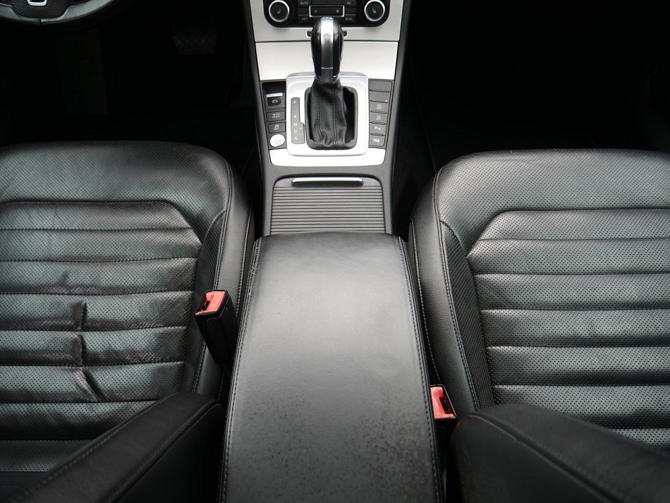 Volkswagen Passat 2.0 TDi Highline
