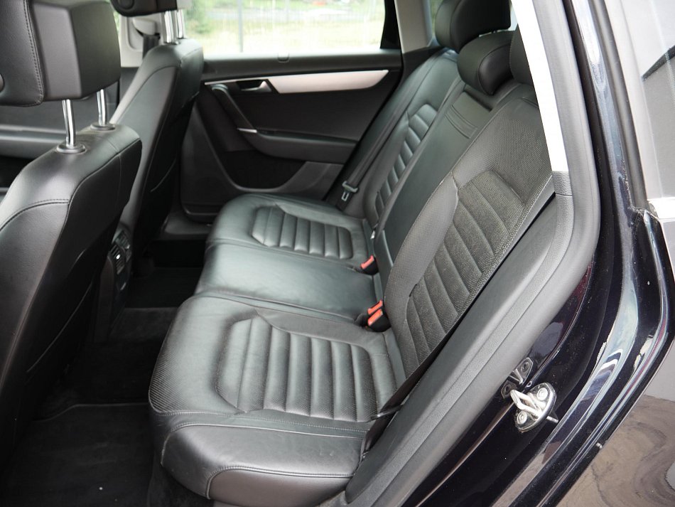 Volkswagen Passat 2.0 TDi Highline