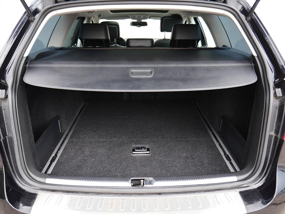 Volkswagen Passat 2.0 TDi Highline