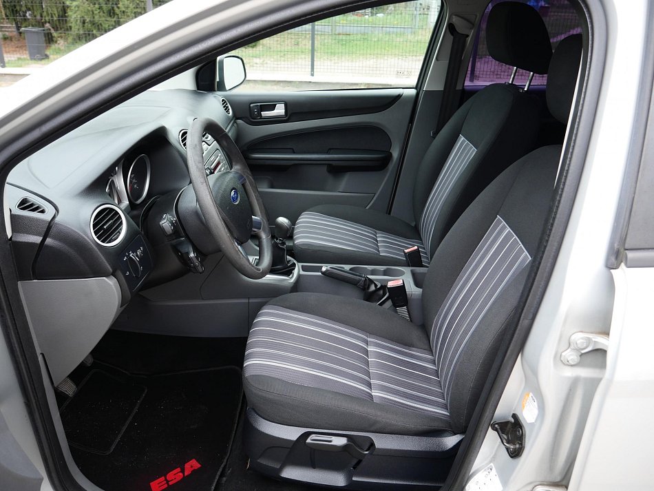 Ford Focus 1.6 i 