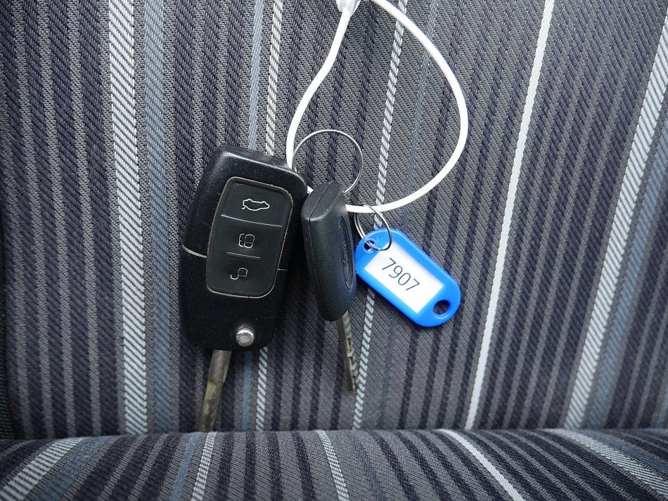Ford Focus 1.6 i 