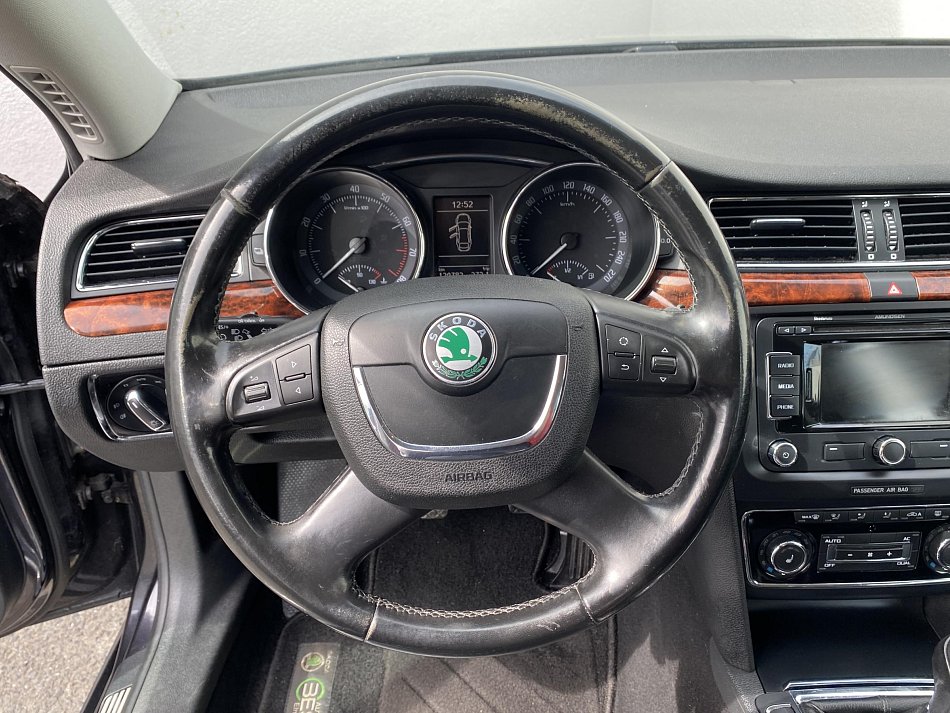 Škoda Superb II 1.4 TSi Elegance