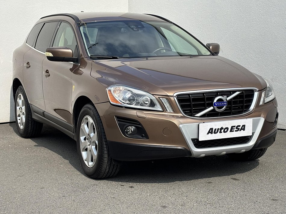 Volvo XC60 2.4 Summum 4x4