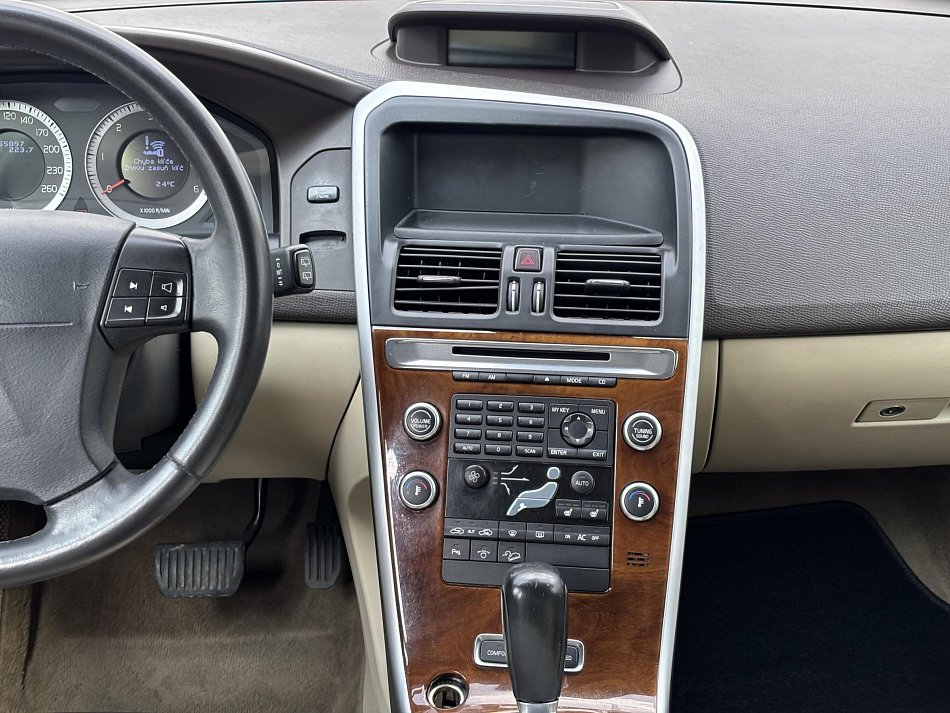 Volvo XC60 2.4 Summum 4x4