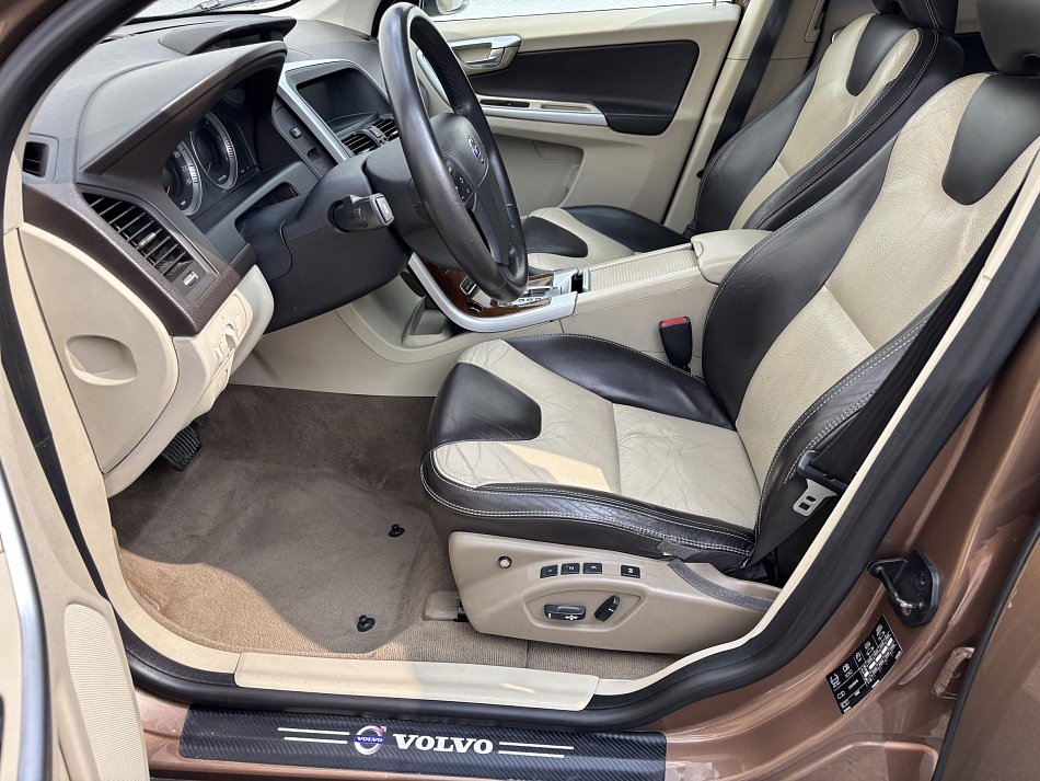Volvo XC60 2.4 Summum 4x4