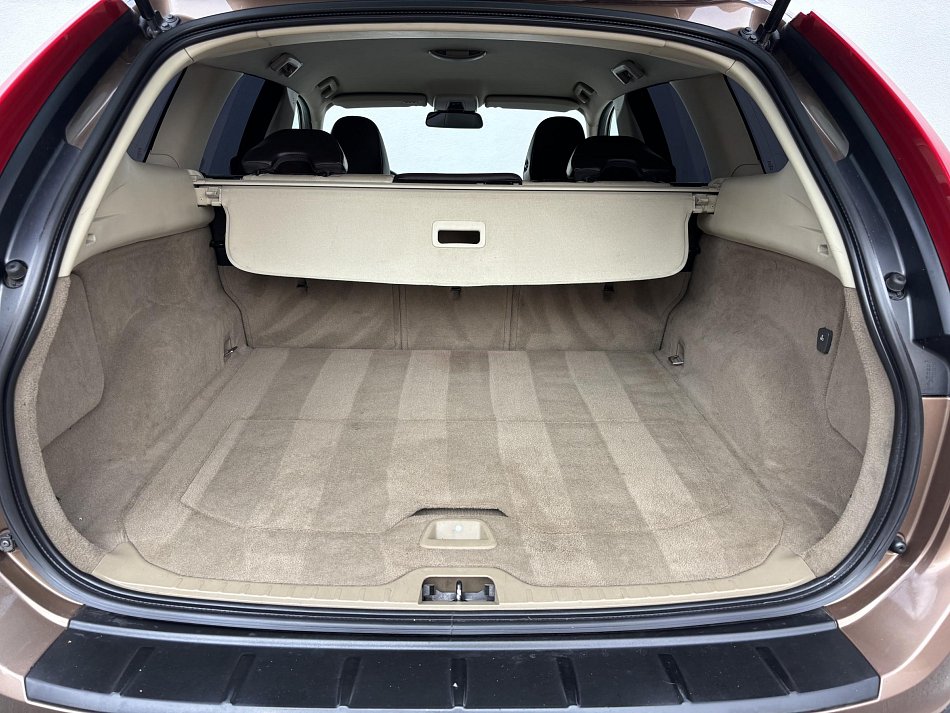 Volvo XC60 2.4 Summum 4x4