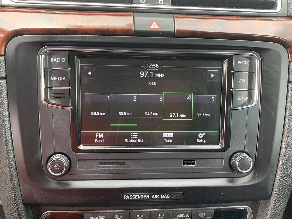 Škoda Superb II 2.0 TDi Elegance