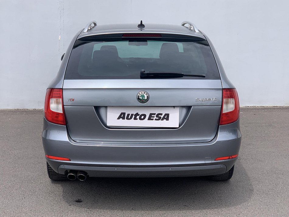 Škoda Superb II 2.0 TDi Elegance