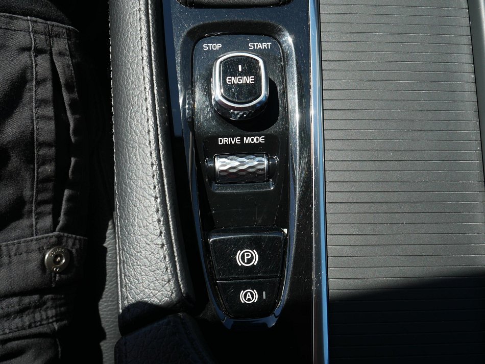Volvo S90 2.0 D4 