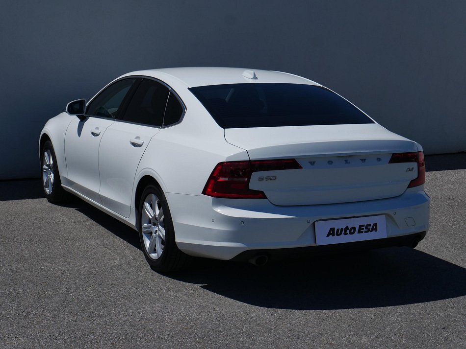 Volvo S90 2.0 D4 