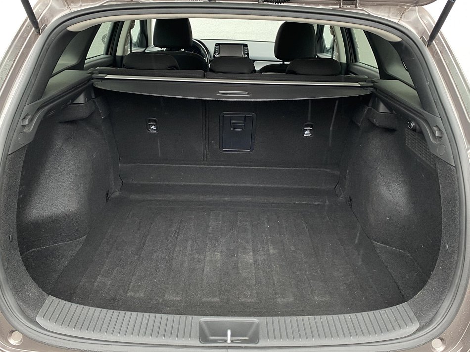 Hyundai I30 1.5 DPi Smart