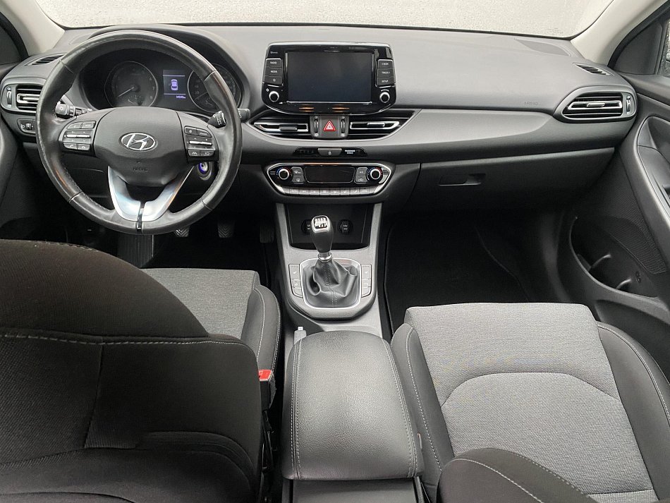 Hyundai I30 1.5 DPi Smart