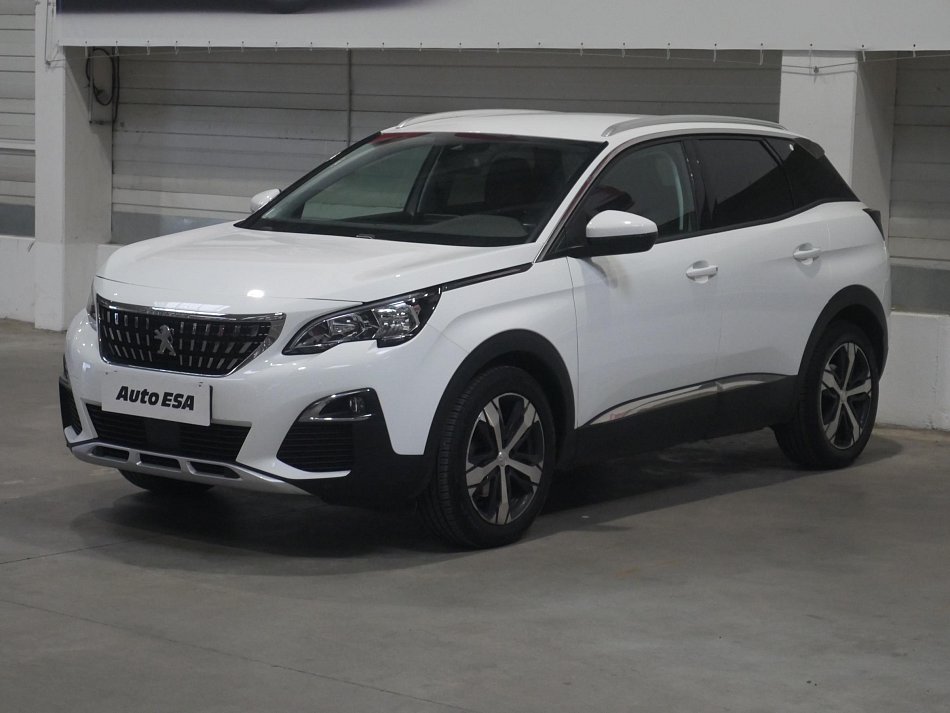 Peugeot 3008 1.2PT 