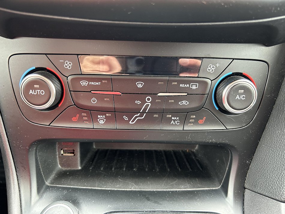 Ford Focus 1.0T 