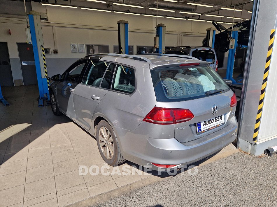 Volkswagen Golf 1.2 i 