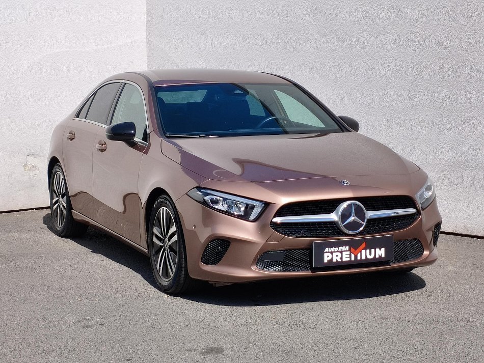 Mercedes-Benz Třída A 1.4 i  A180