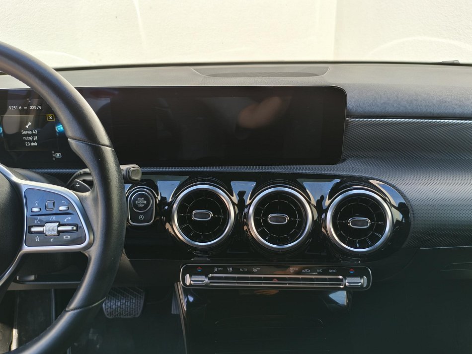 Mercedes-Benz Třída A 1.4 i  A180
