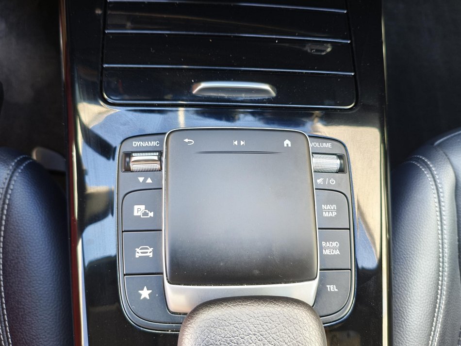 Mercedes-Benz Třída A 1.4 i  A180