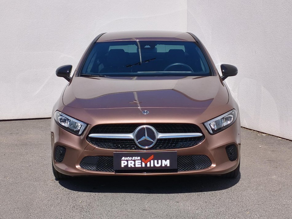 Mercedes-Benz Třída A 1.4 i  A180