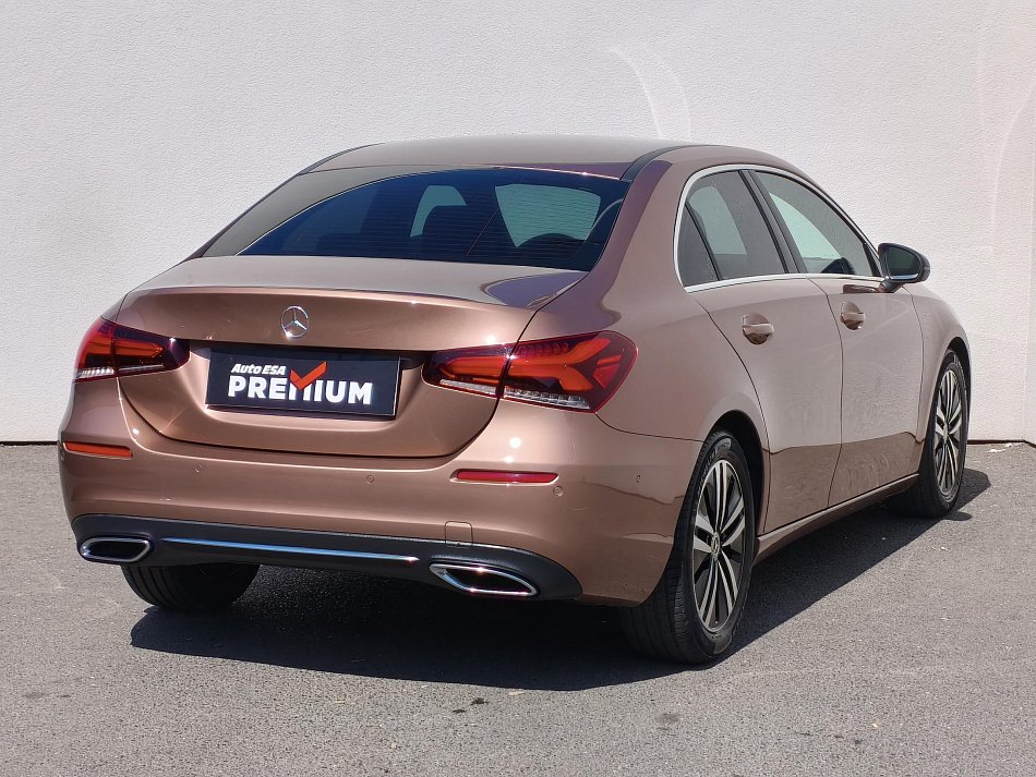 Mercedes-Benz Třída A 1.4 i  A180