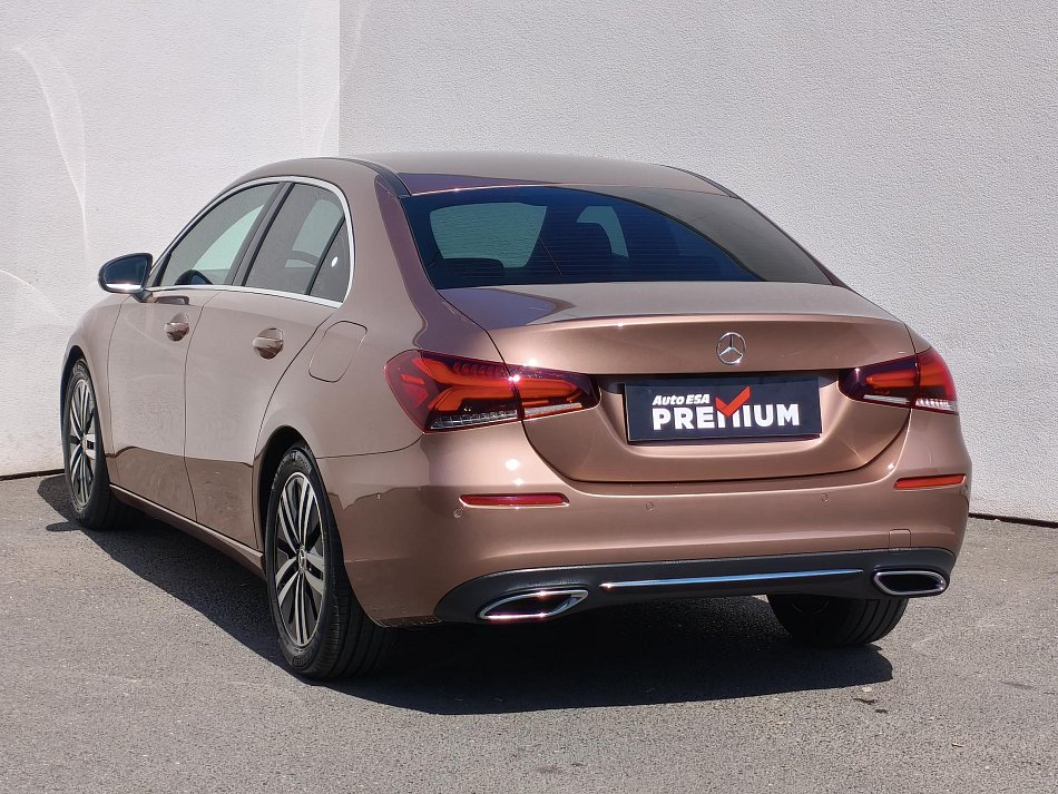 Mercedes-Benz Třída A 1.4 i  A180