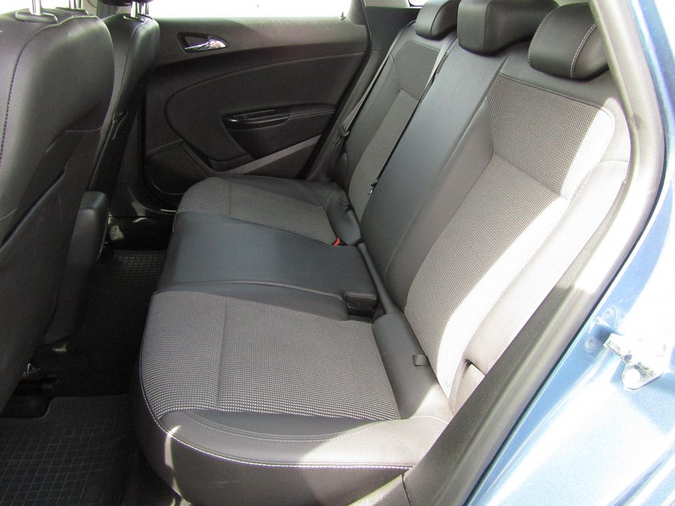 Opel Astra 1.6CDTi 