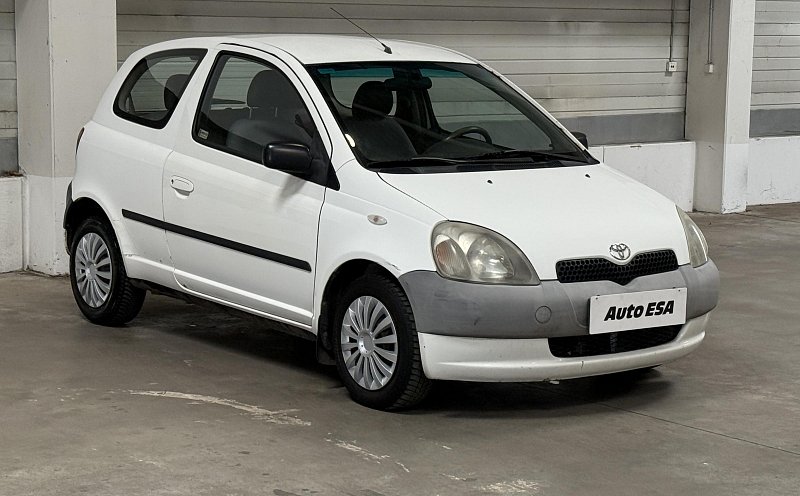 Toyota Yaris 1.0i 