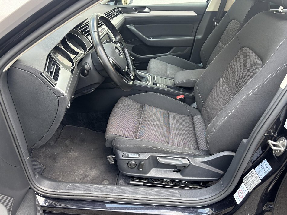 Volkswagen Passat 2.0 TDi Comfortline