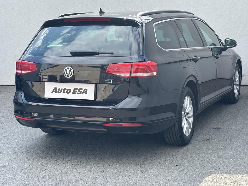 Volkswagen Passat 2.0 TDi Comfortline