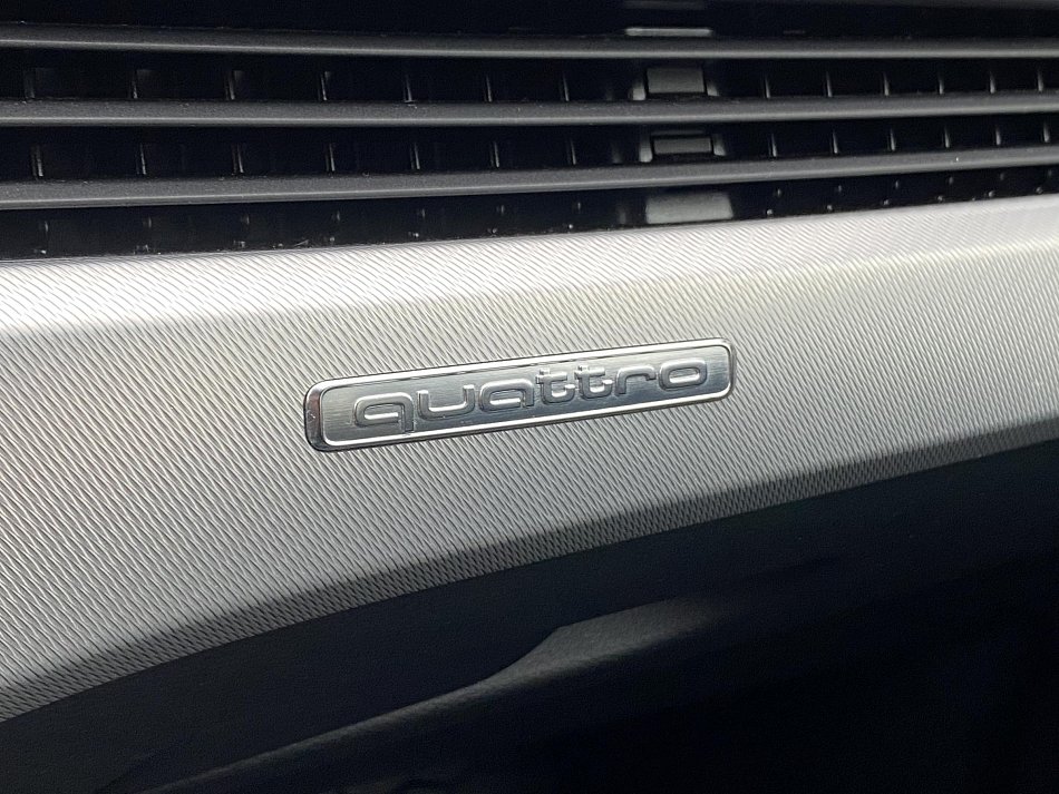 Audi A5 2.0TFSi  Quattro
