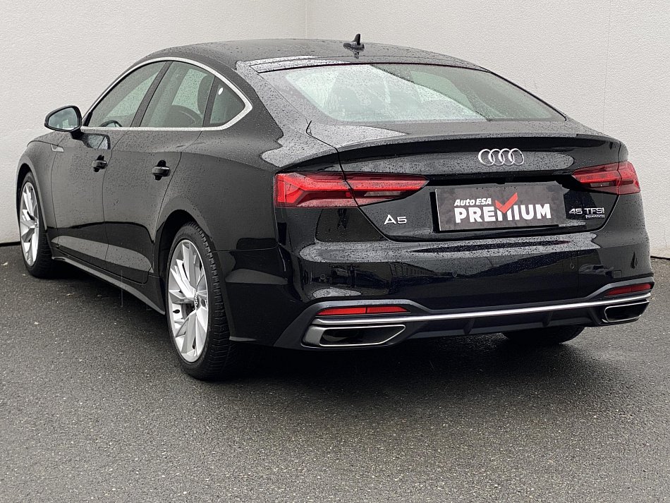 Audi A5 2.0TFSi  Quattro