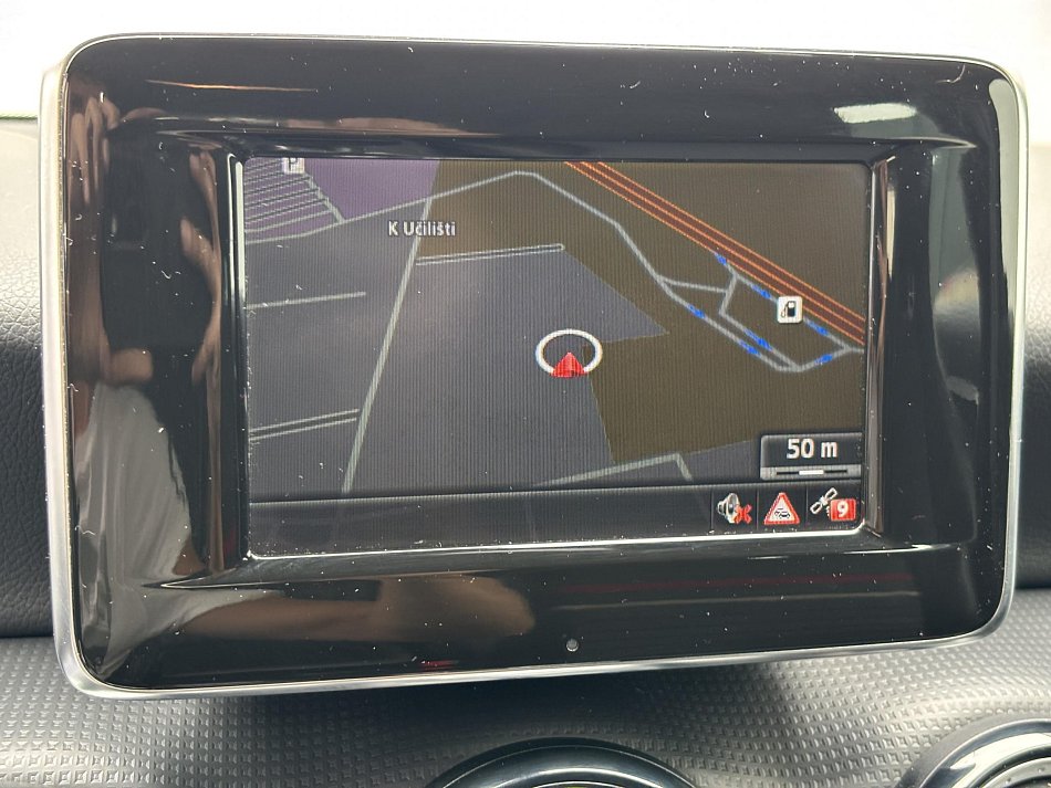 Mercedes-Benz Třída A 1.6i 