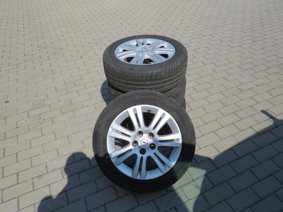 Opel Zafira 1.6i 