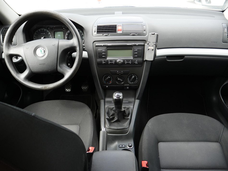 Škoda Octavia II 1.6MPi 