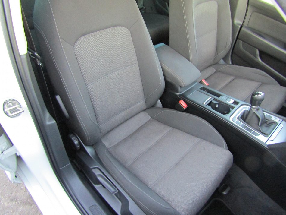 Volkswagen Passat 2.0 TDi Comfortline
