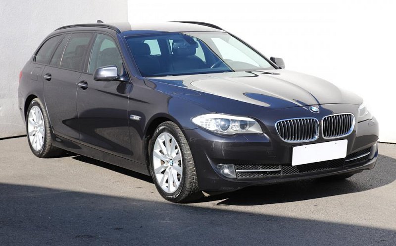 BMW Řada 5 530XD 