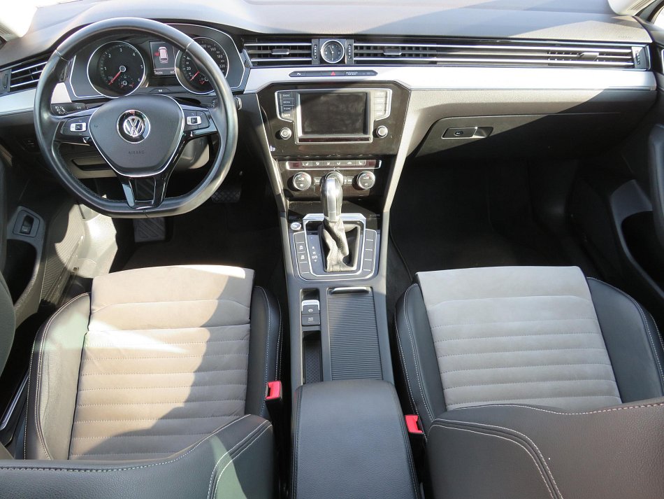 Volkswagen Passat 2.0TDi Highline