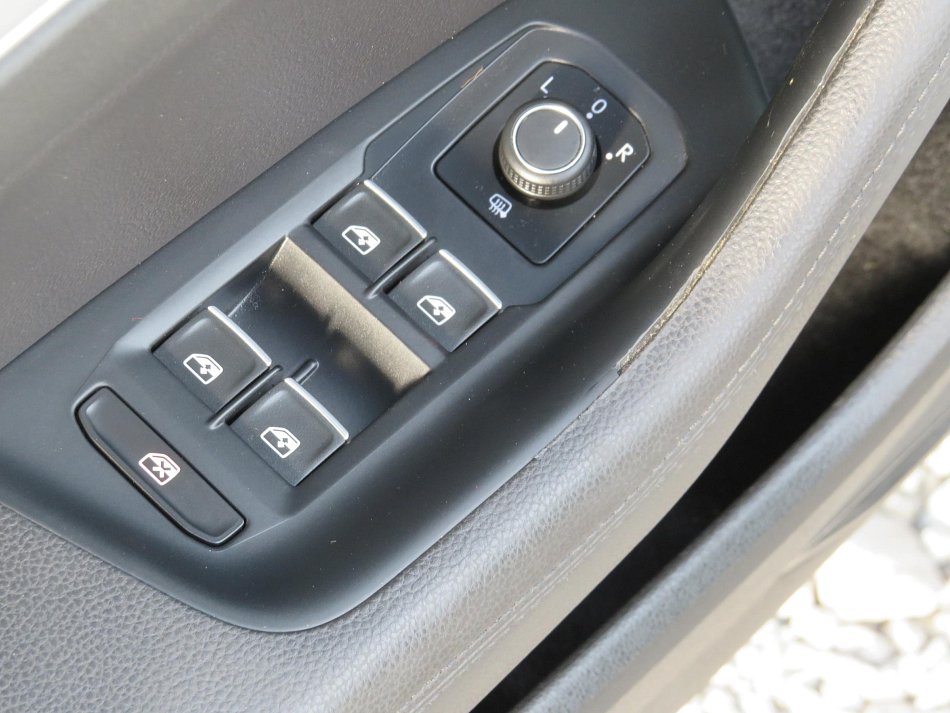 Volkswagen Passat 2.0TDi Highline