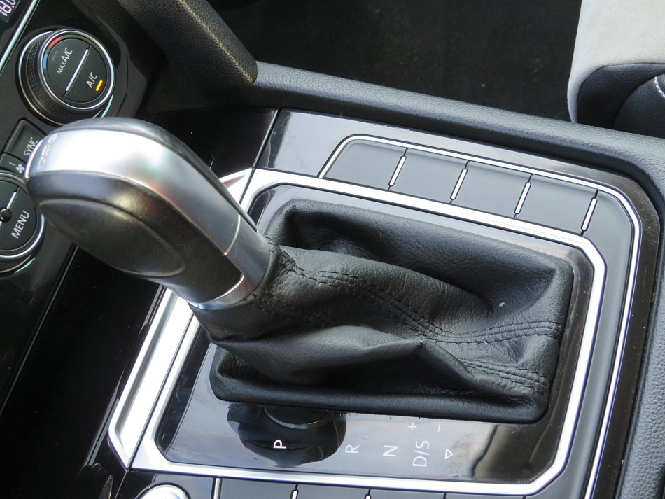 Volkswagen Passat 2.0TDi Highline