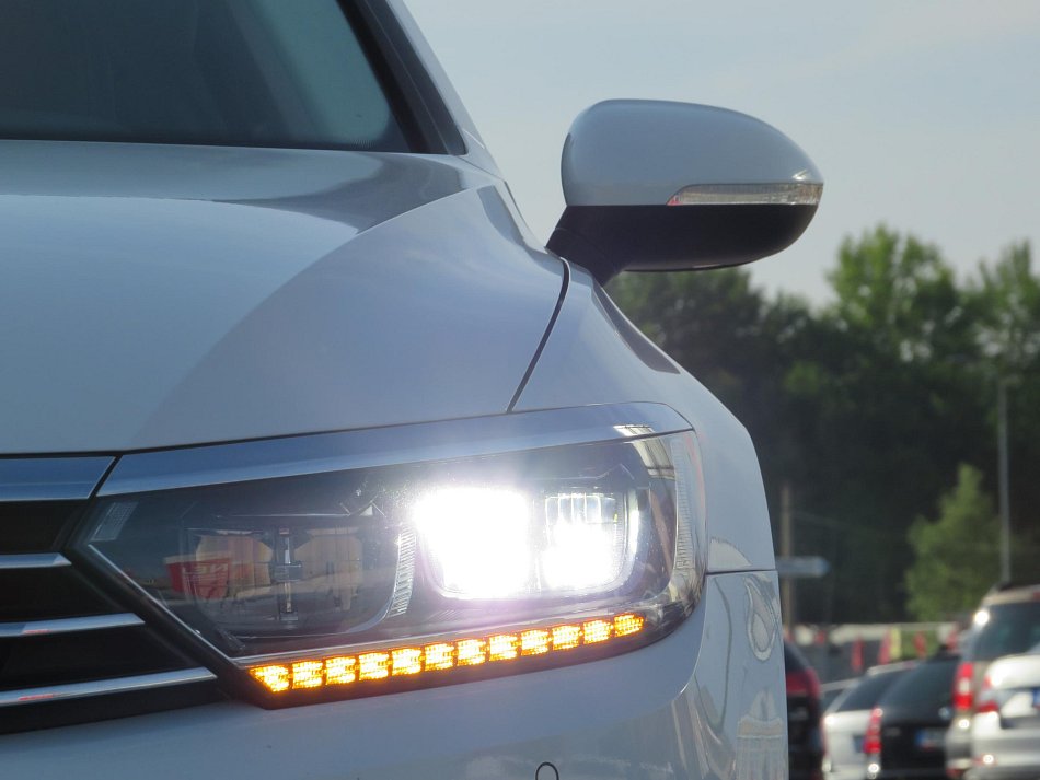 Volkswagen Passat 2.0TDi Highline