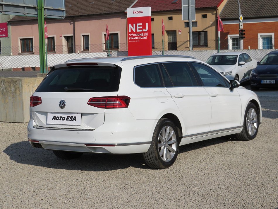 Volkswagen Passat 2.0TDi Highline