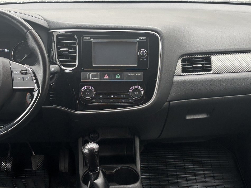 Mitsubishi Outlander 2.0MIVEC 