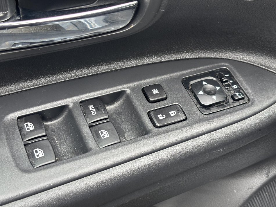 Mitsubishi Outlander 2.0MIVEC 