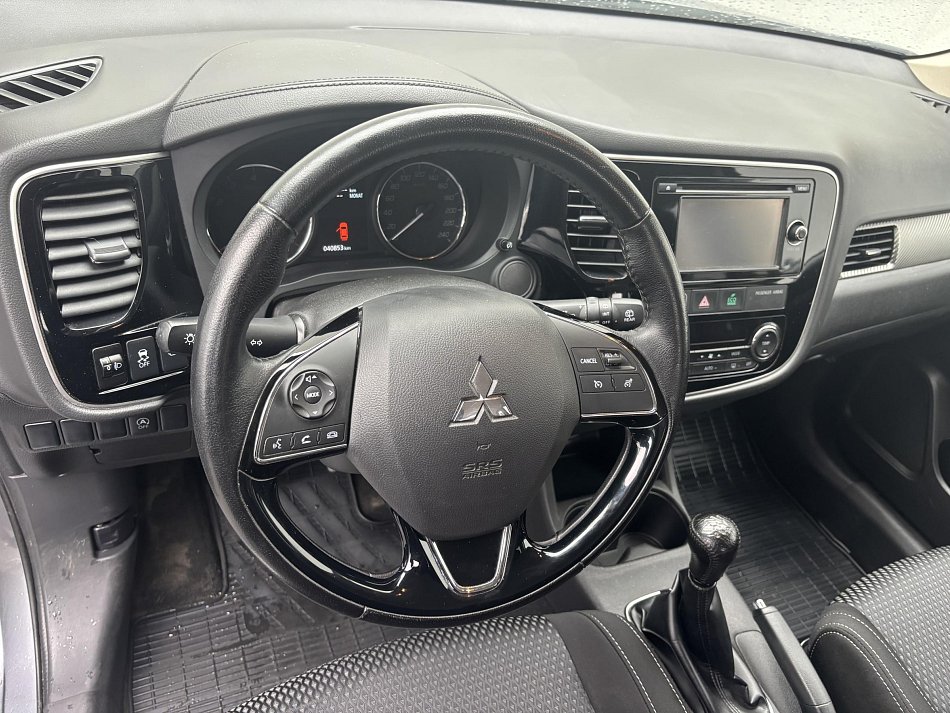 Mitsubishi Outlander 2.0MIVEC 