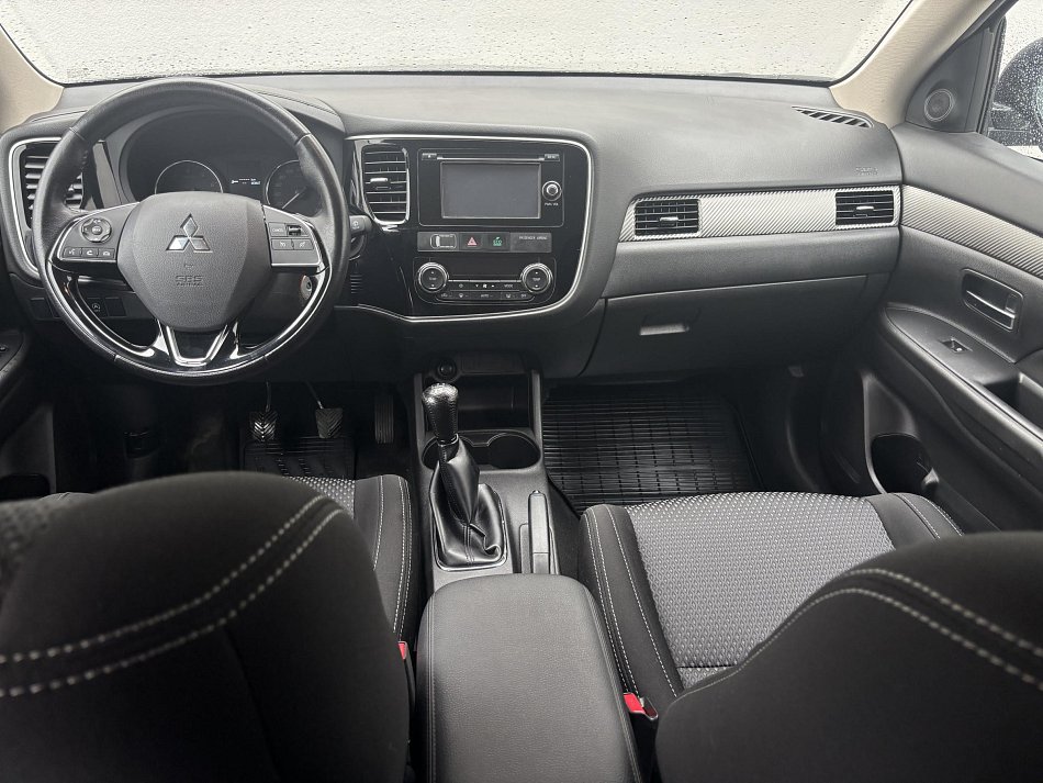 Mitsubishi Outlander 2.0MIVEC 