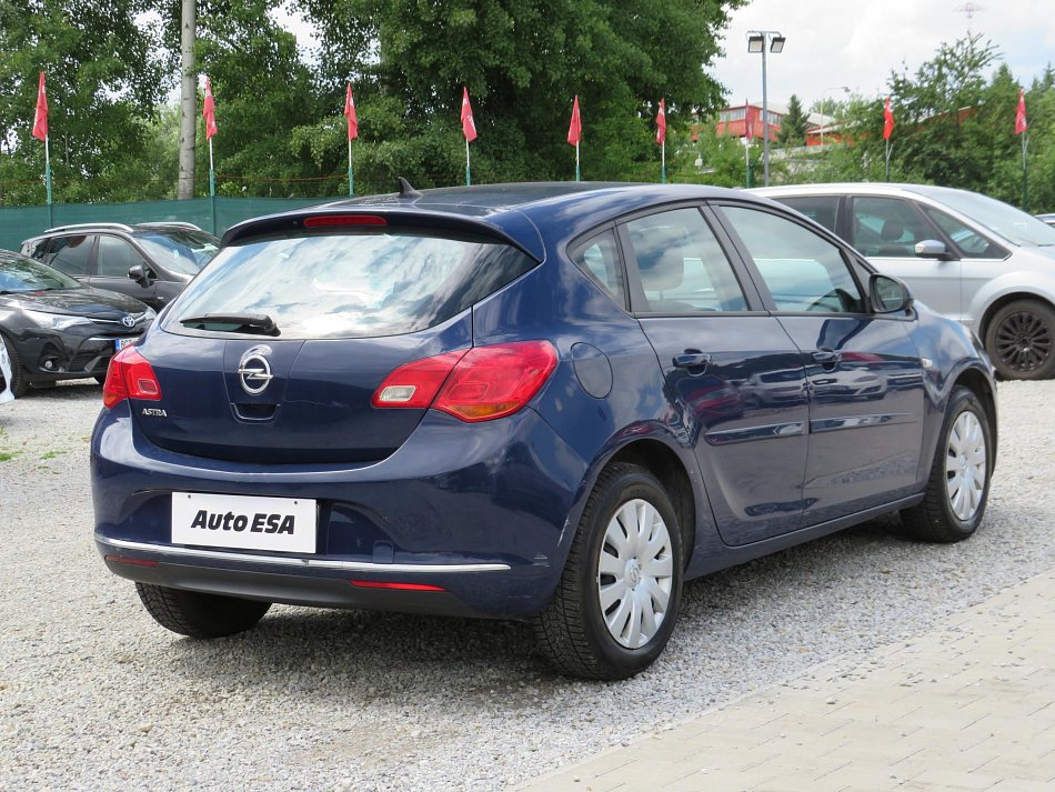 Opel Astra 1.4T 