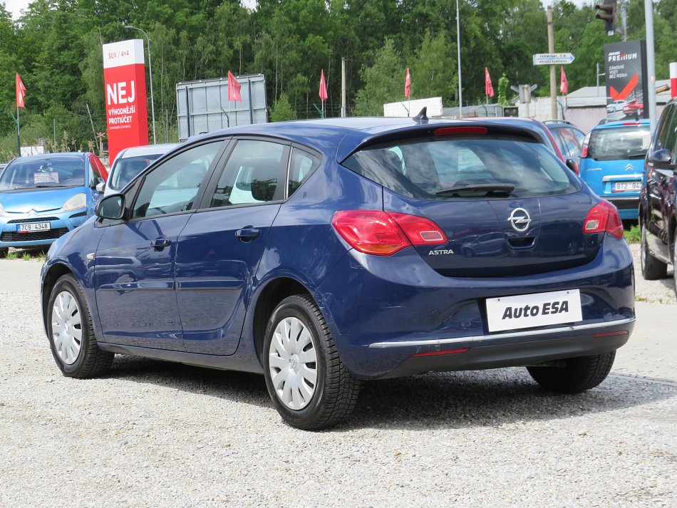 Opel Astra 1.4T 
