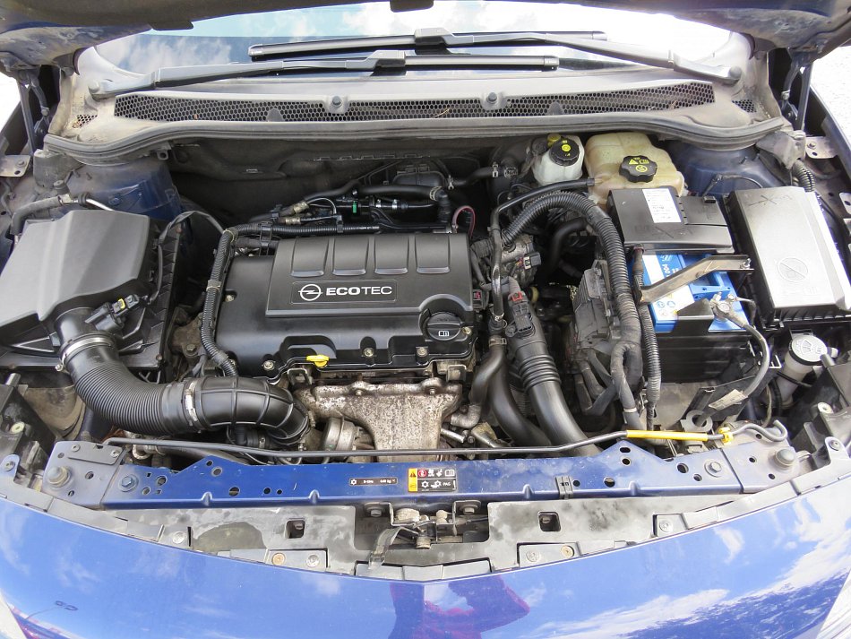 Opel Astra 1.4T 